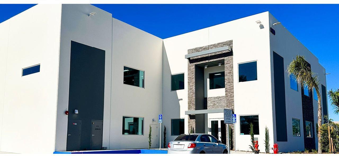4180 N Hallmark Pky, San Bernardino, CA à louer Photo de l’immeuble– Image 1 sur 2