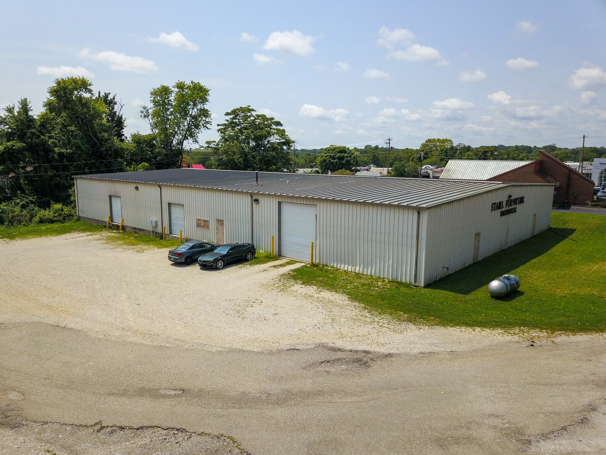 2379 S Walnut St, Bloomington, IN à vendre Photo principale– Image 1 sur 13