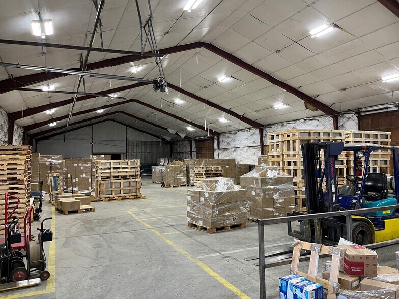 421 N Freya St, Spokane, WA à louer - Photo intérieure – Image 3 sur 4