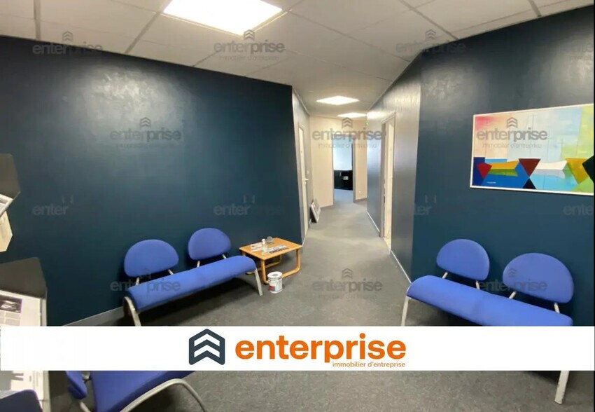 Bureau dans Jaux à louer - Photo intérieure – Image 1 sur 6