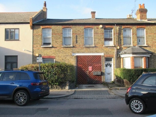 7 Nant Rd, Londres à vendre Photo principale– Image 1 sur 3