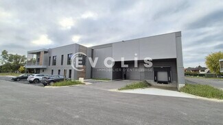 Plus de détails pour Bureau, Local d'activités à louer