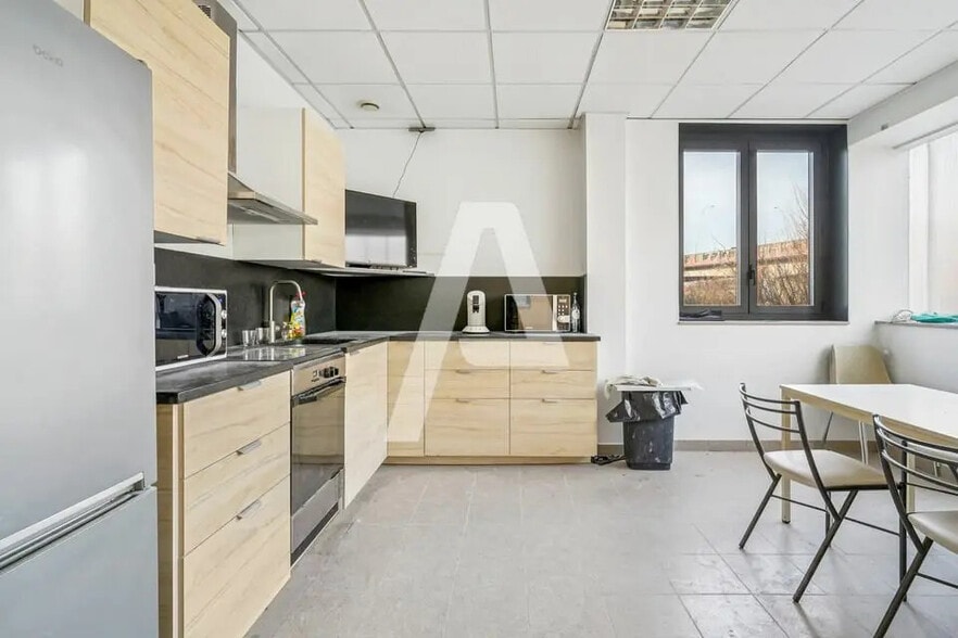 Local d’activités dans Choisy-le-Roi à louer - Photo intérieure – Image 2 sur 5