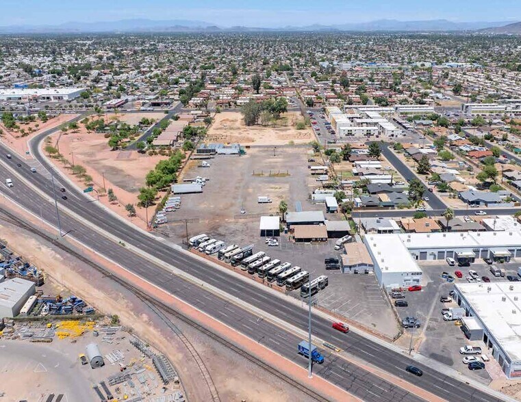 4140 Grand Ave, Phoenix, AZ à louer - Photo principale – Image 1 sur 4