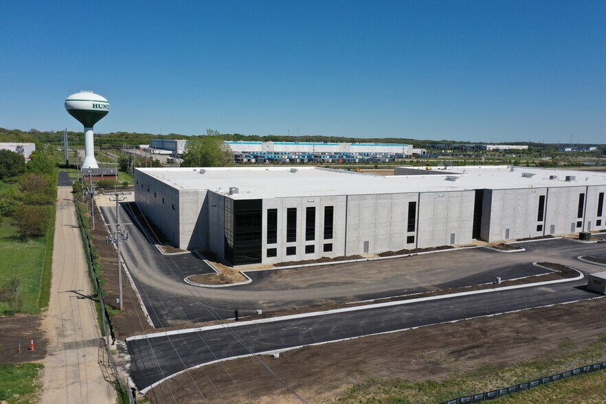 13700 IL Route 47, Huntley, IL à louer - Photo de l’immeuble – Image 2 sur 6