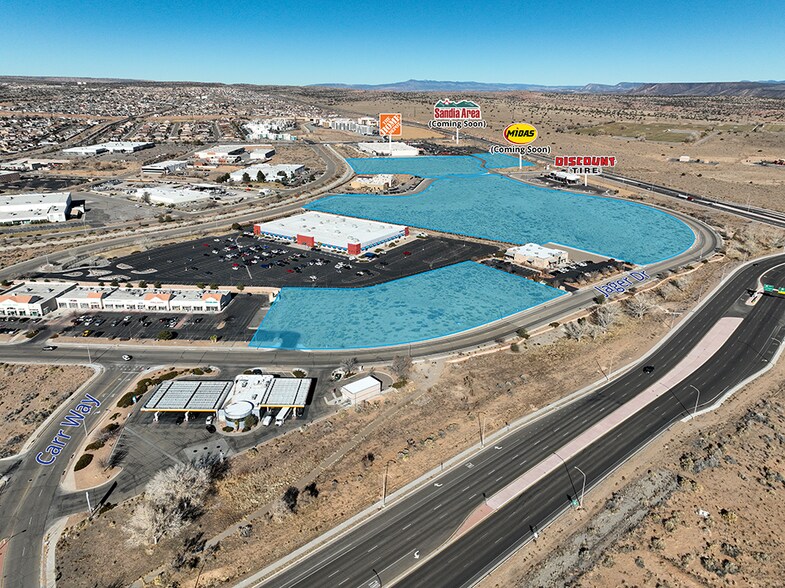 The Commerce Center at Enchanted Hills portefeuille de 13 biens à vendre sur LoopNet.fr - Photo de l’immeuble – Image 3 sur 5