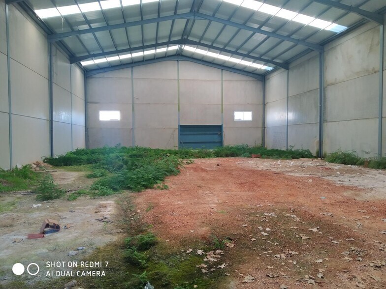 Industriel/Logistique dans Malpartida de Cáceres à vendre - Photo de l’immeuble – Image 1 sur 5