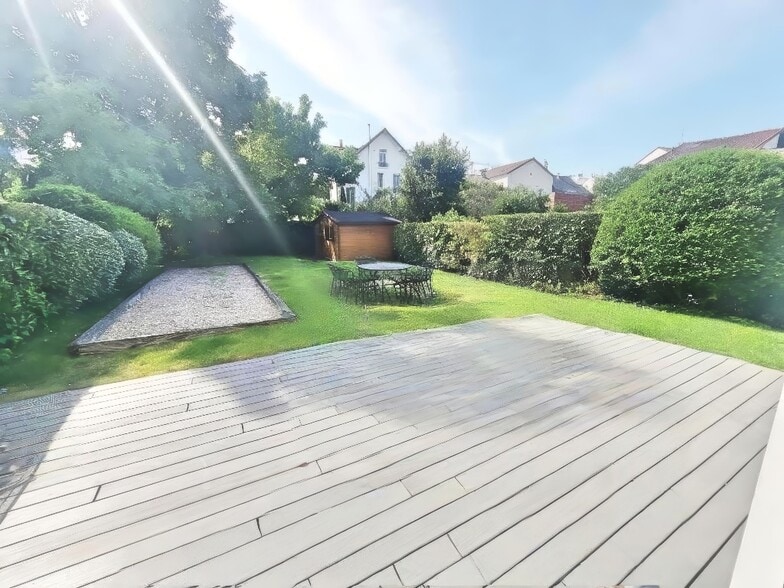 36 Rue Raymond Barbet, Nanterre à vendre - Photo de l’immeuble – Image 3 sur 8