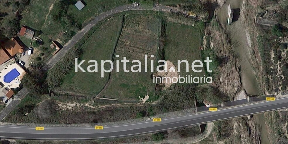 Terrain dans LA, Valencia à vendre - Aérien – Image 3 sur 5