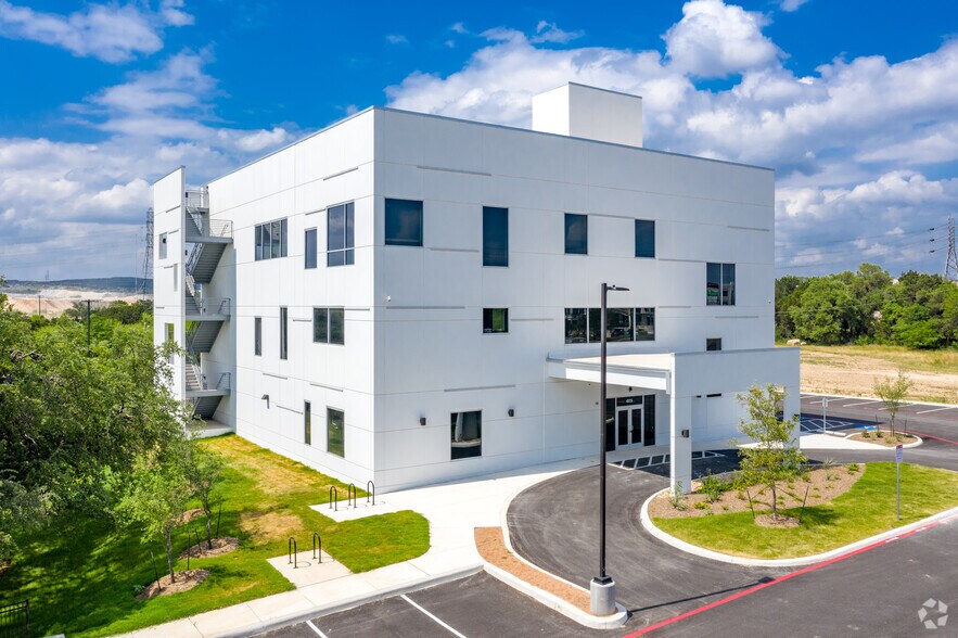4515 N Loop 1604 W, San Antonio, TX à louer - Photo de l’immeuble – Image 2 sur 18
