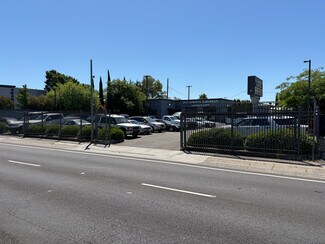 Plus de détails pour 2216 Sutterville Rd, Sacramento, CA - Local commercial à louer