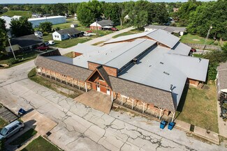 Plus de détails pour 121 S Nelson Ave, Gentry, AR - Local d’activités à vendre