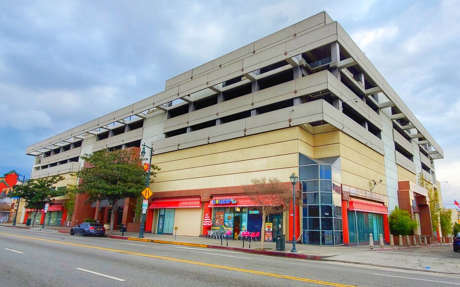 988 N Hill St, Los Angeles, CA à vendre - Photo de l’immeuble – Image 2 sur 20