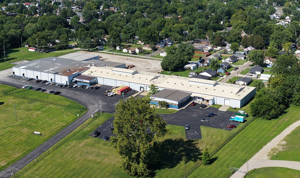 400 N Forsythe St, Franklin, IN à louer - Photo de l’immeuble – Image 1 sur 2