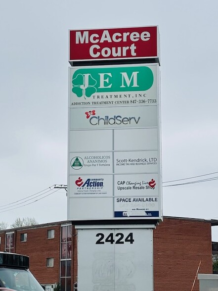 2416-2424 Washington St, Waukegan, IL à louer - Photo de l’immeuble – Image 2 sur 4