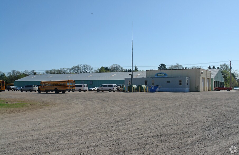 604 Old County Road 18, Princeton, MN à vendre - Photo de l’immeuble – Image 2 sur 4