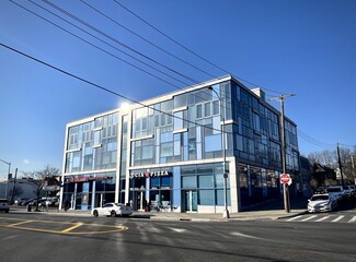 Plus de détails pour 215-15 Northern Blvd, Bayside, NY - Bureau à louer
