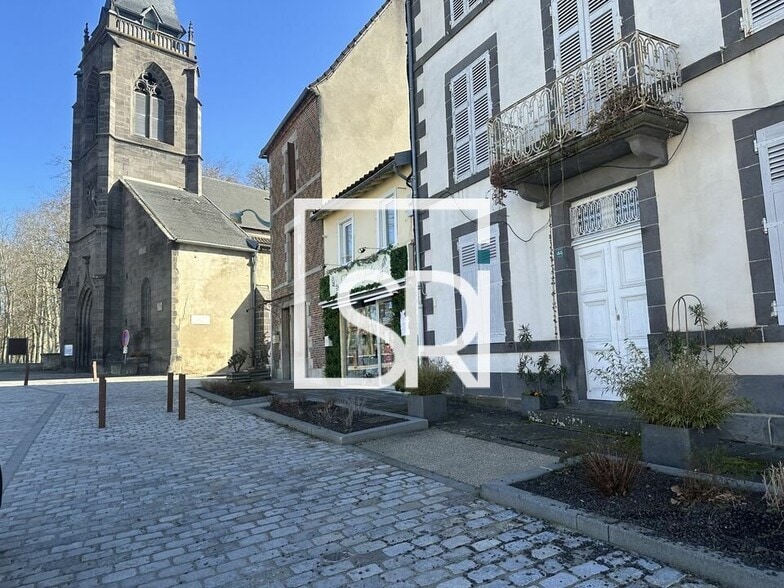 42 Rue Du Commerce, Randan à louer - Photo de l’immeuble – Image 3 sur 11