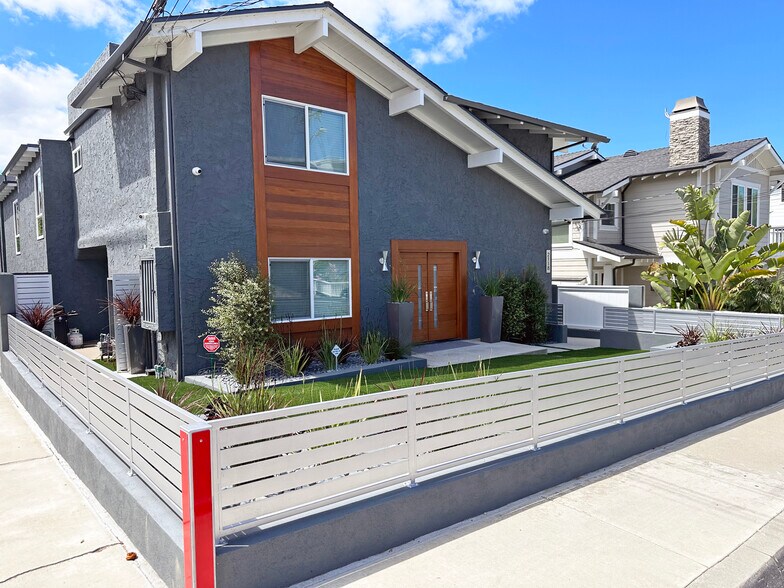 2118 Carnegie Ln, Redondo Beach, CA à vendre - Photo de l’immeuble – Image 2 sur 13
