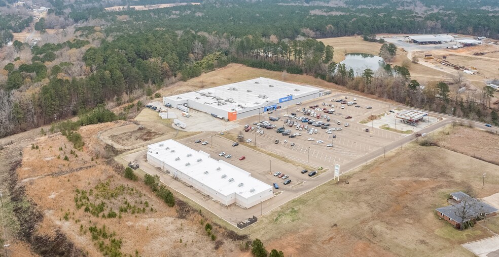 771 Sterlington Hwy, Farmerville, LA à louer - Photo de l’immeuble – Image 1 sur 6