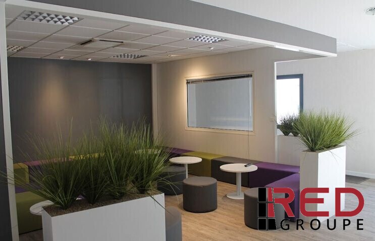 Industriel/Logistique dans Châteauneuf-le-Rouge à louer - Photo de l’immeuble – Image 1 sur 5