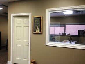 310 Main St E, Milton, ON à louer Photo intérieure– Image 2 sur 6