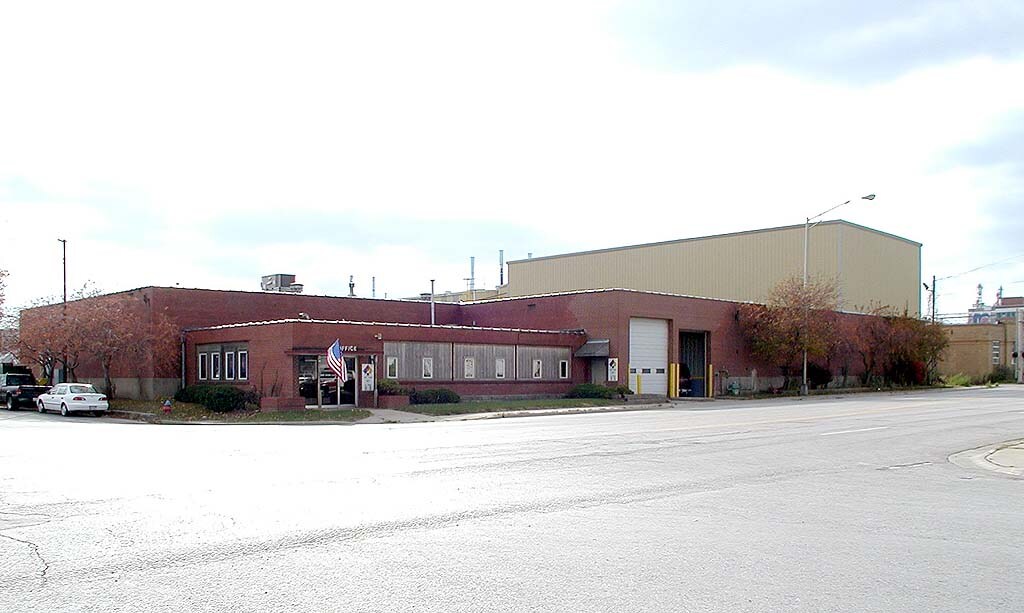 603 Sunshine Rd, Kansas City, KS à vendre Photo principale– Image 1 sur 1