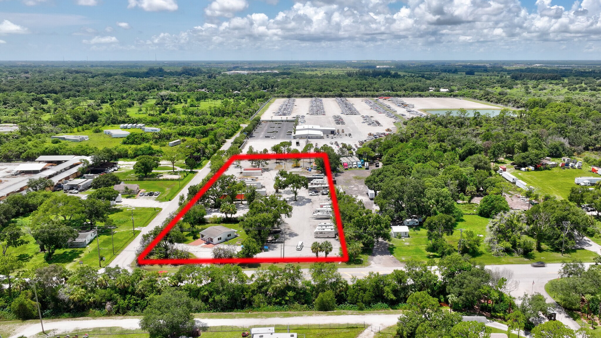 5327 St. Lucie Blvd, Fort Pierce, FL à louer Photo de l’immeuble– Image 1 sur 7