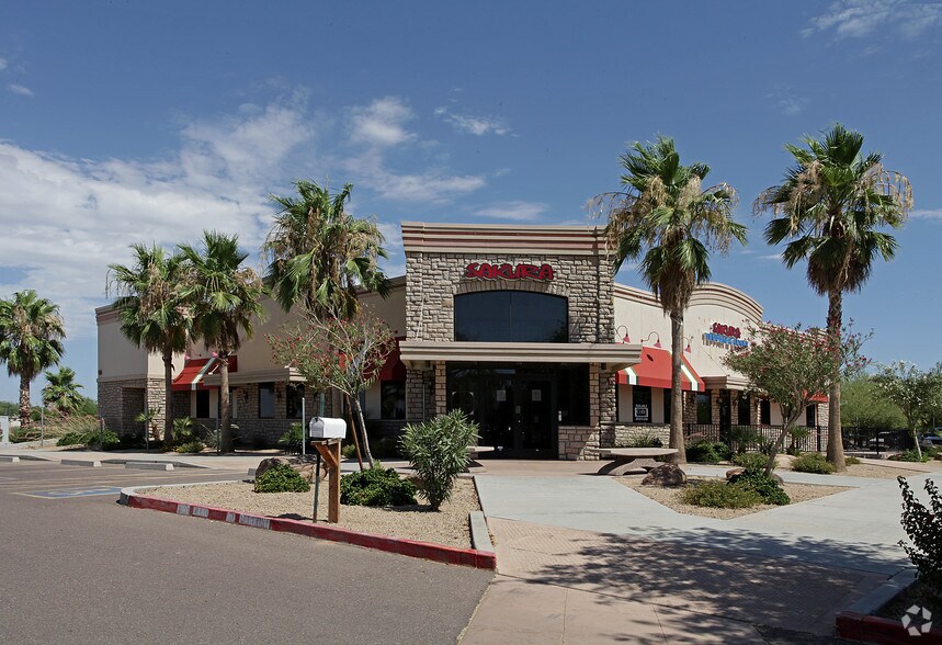 940 S Gilbert Rd, Gilbert, AZ à vendre - Photo principale – Image 1 sur 5