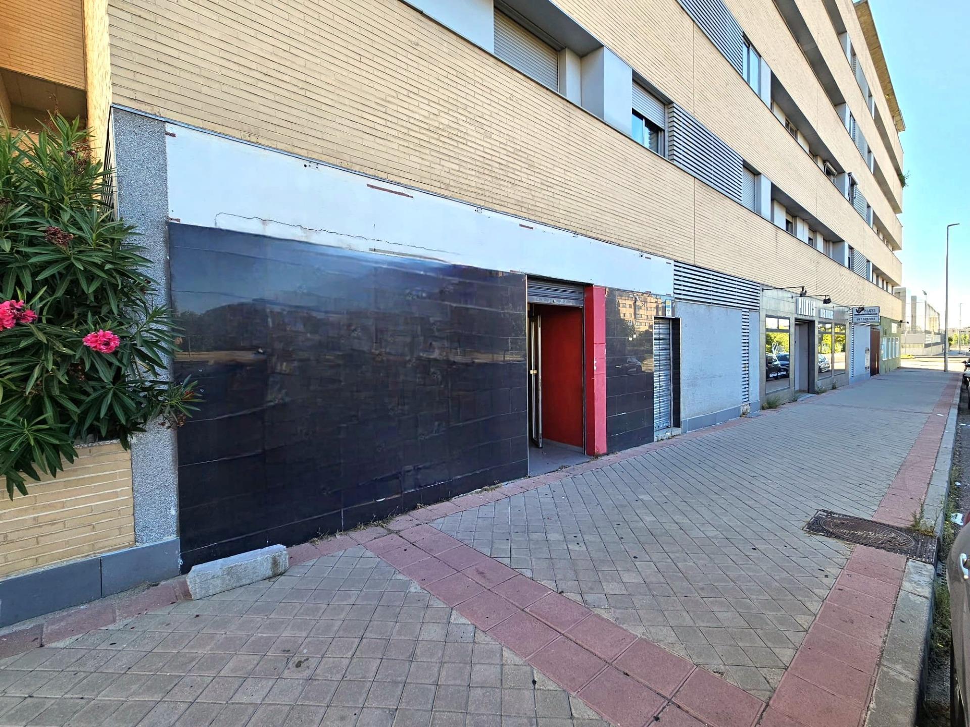 Immeuble residentiel dans Madrid, Madrid à vendre Photo de l’immeuble– Image 1 sur 3