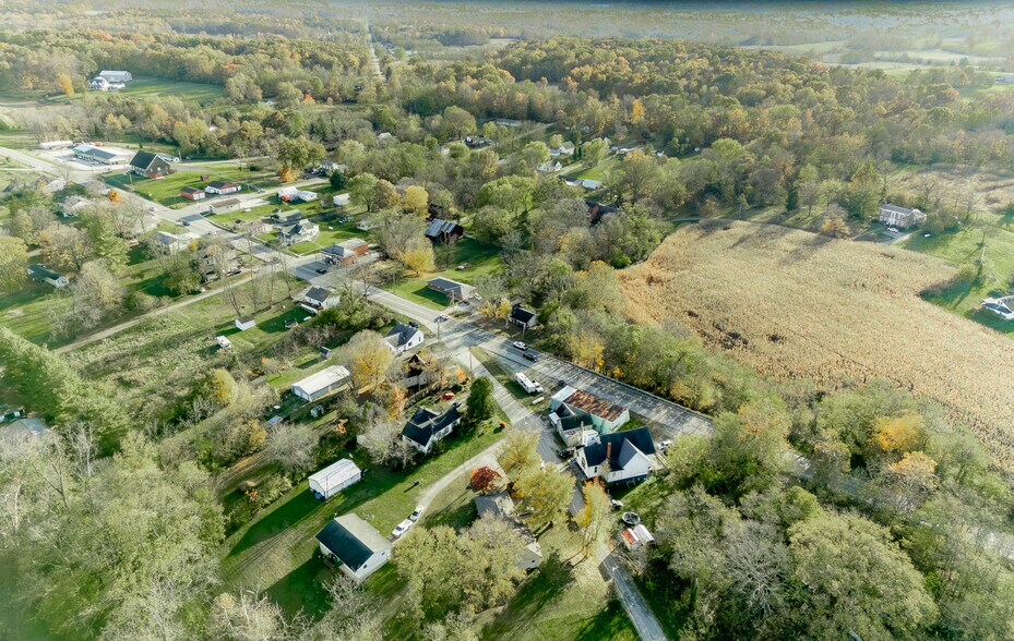 6685 N County Road 575 W, Scipio, IN à vendre - Photo de l’immeuble – Image 3 sur 10