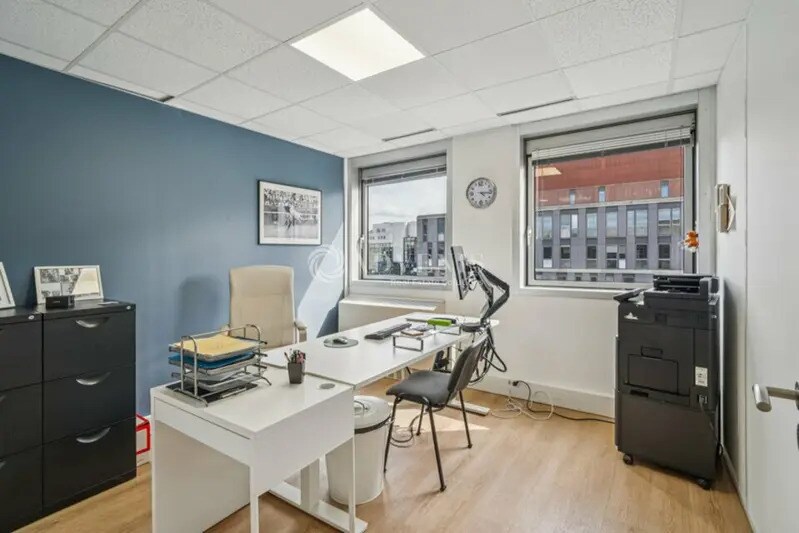 Bureau dans Noisy-le-Grand à louer - Photo intérieure – Image 2 sur 12