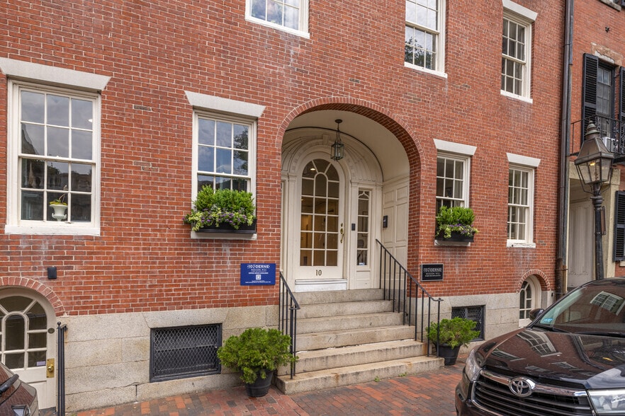 10 Derne St, Boston, MA à louer - Photo de l’immeuble – Image 3 sur 4