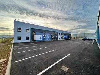 Plus de détails pour Local d'activités à louer