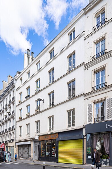24 Rue Lamartine, Paris à louer - Photo de l’immeuble – Image 2 sur 2
