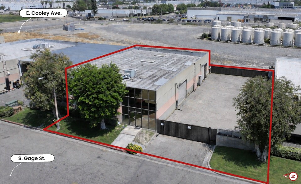1443 S Gage St, San Bernardino, CA à louer - Photo de l’immeuble – Image 1 sur 4