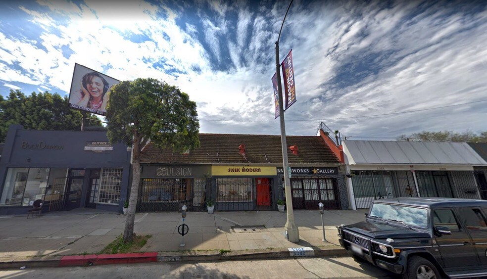 5360 W Pico Blvd, Los Angeles, CA à louer - Photo de l’immeuble – Image 1 sur 4