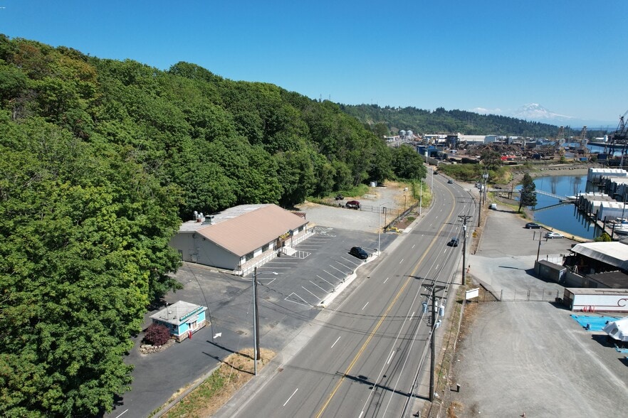 1941 Marine View Dr, Tacoma, WA à vendre - Photo de l’immeuble – Image 3 sur 6