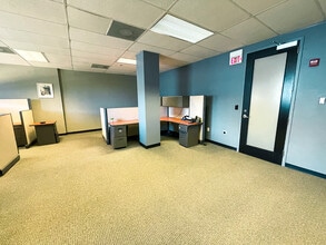 1447 Peachtree St NE, Atlanta, GA à louer Photo intérieure– Image 2 sur 4