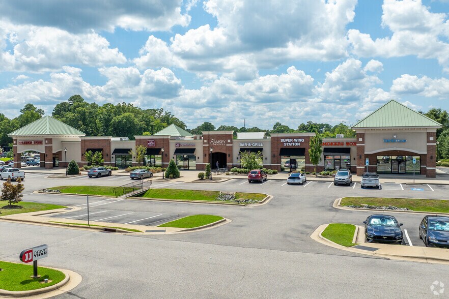 150 Francam Dr, Fayetteville, NC à louer - Photo de l’immeuble – Image 3 sur 13