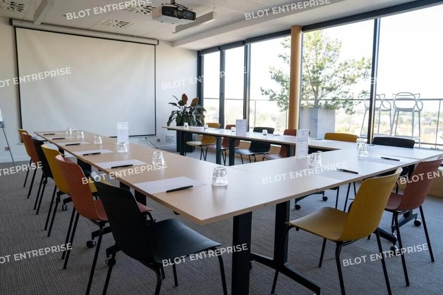 Bureau dans Saint-Herblain à louer - Photo de l’immeuble – Image 3 sur 15