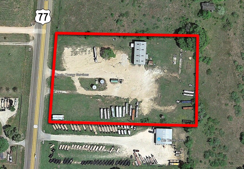 2589 US-77, Hallettsville, TX à vendre - Photo de l’immeuble – Image 2 sur 9