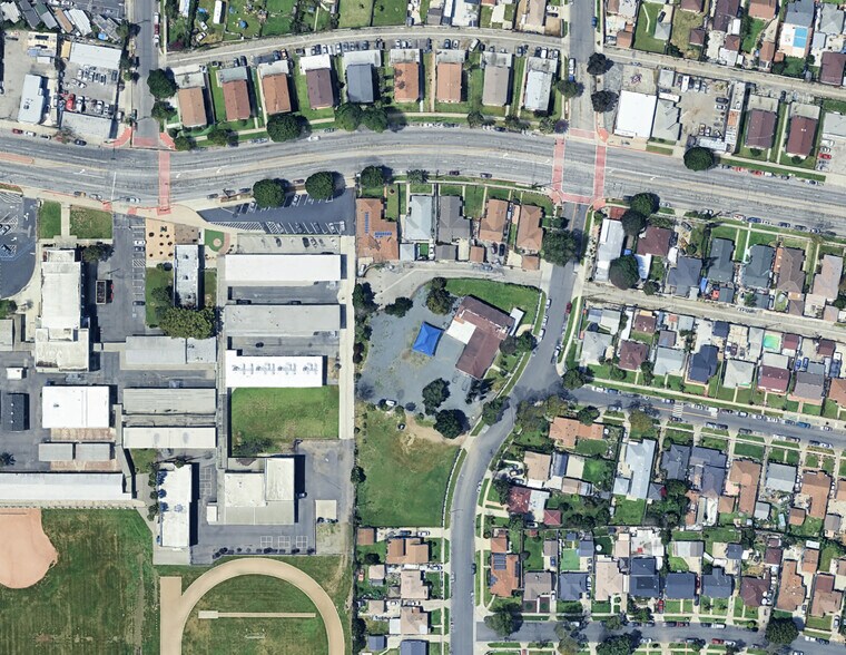 109 S Aprilia Ave, Compton, CA à vendre - Aérien – Image 2 sur 4