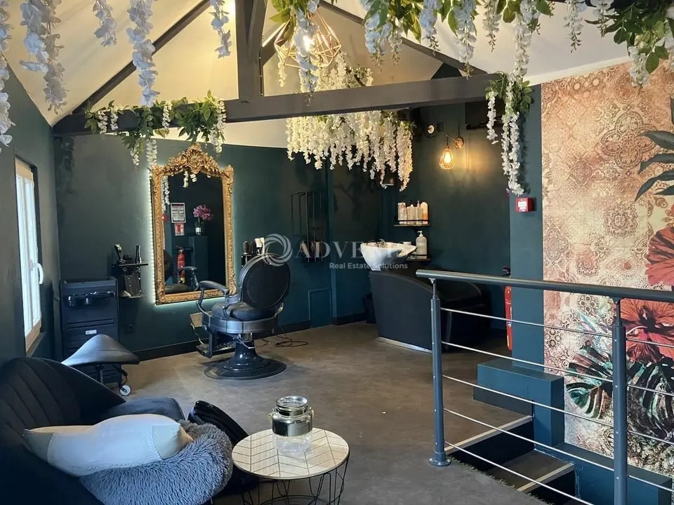 Local commercial dans Bourges à vendre Photo de l’immeuble– Image 1 sur 4