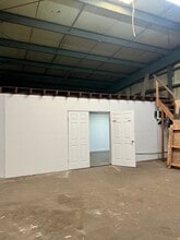 4477-4481 122nd Ave N, Clearwater, FL à louer Photo intérieure– Image 2 sur 14