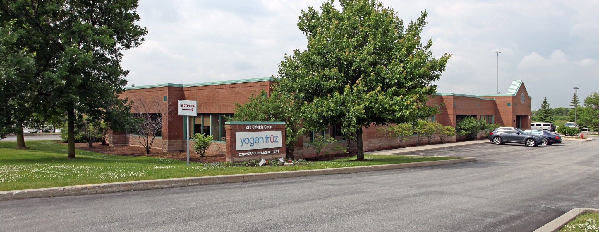210 Shields Ct, Markham, ON à louer Photo principale– Image 1 sur 3