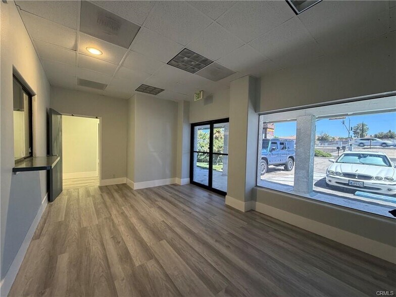 18387 US Highway 18, Apple Valley, CA à vendre - Photo de l’immeuble – Image 3 sur 13