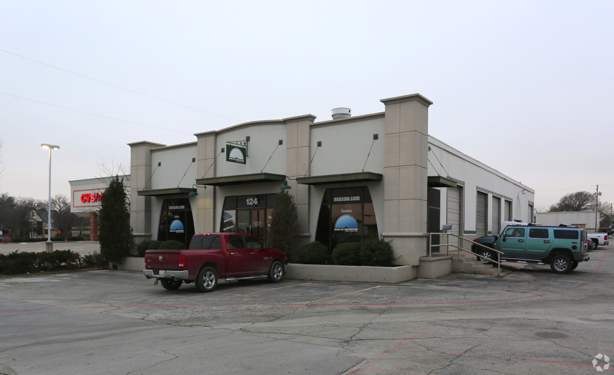 104-142 S Collins St, Arlington, TX à louer Photo principale– Image 1 sur 6