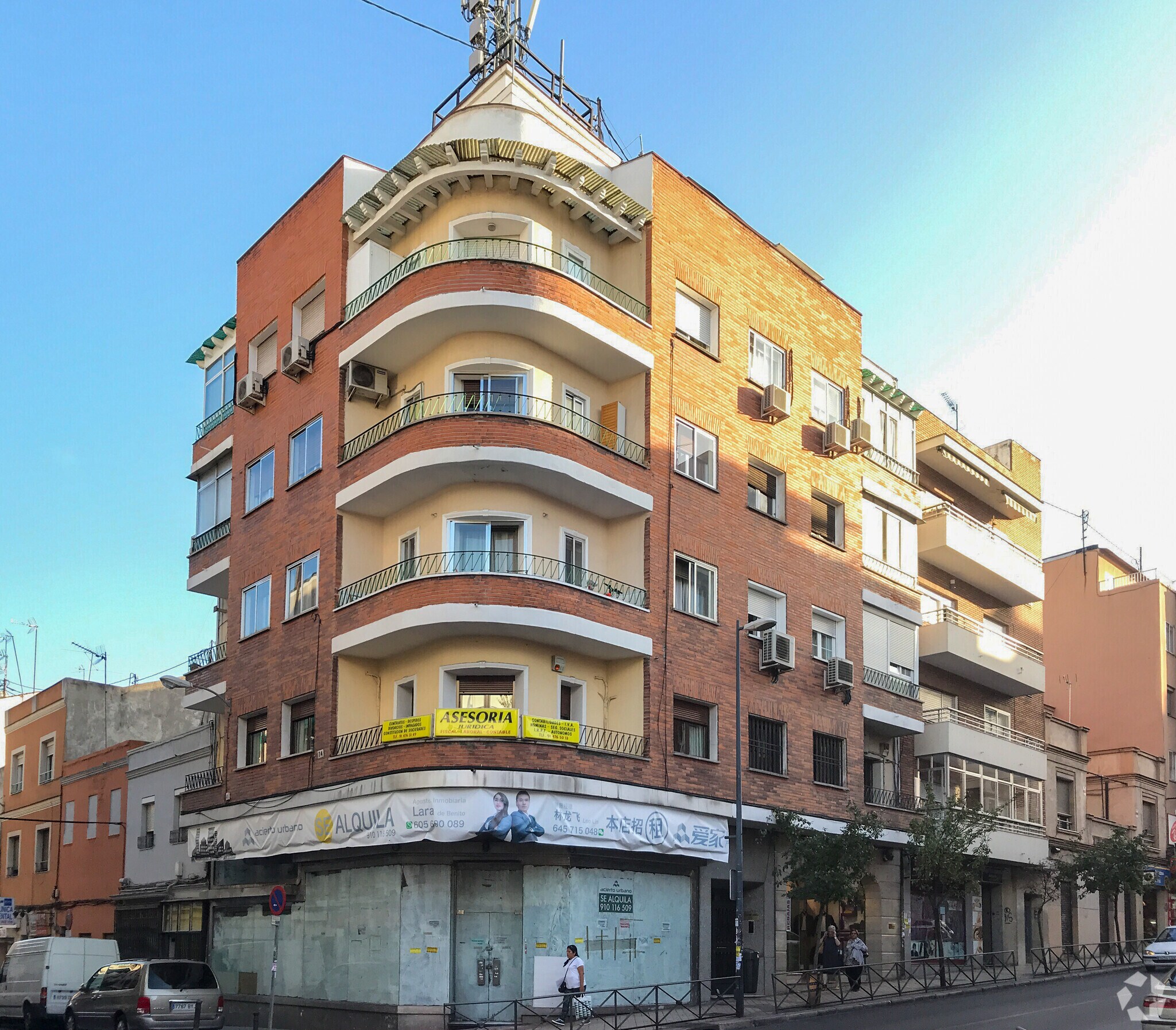 Immeuble residentiel dans Madrid, Madrid à vendre Photo de l’immeuble– Image 1 sur 2