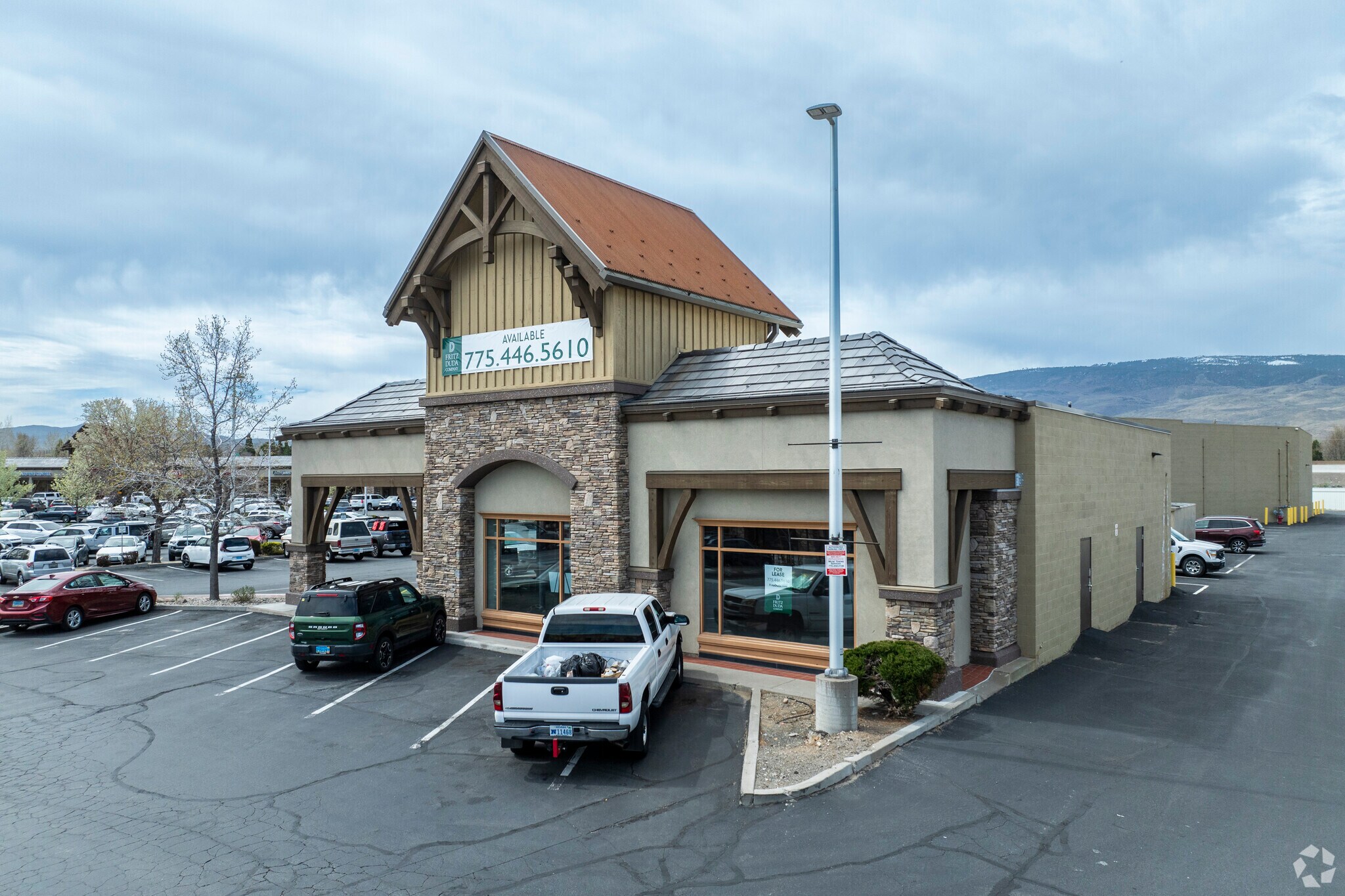 8165-8195 S Virginia St, Reno, NV à louer Photo principale– Image 1 sur 7